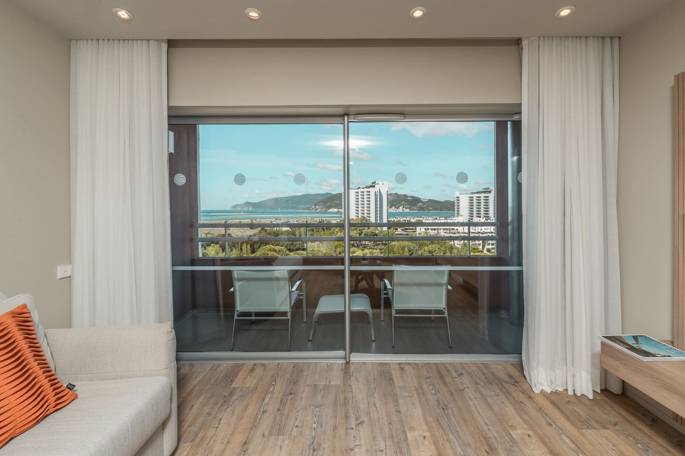 The-Editory-By-The-Sea-Troia-Hotel-Room-28