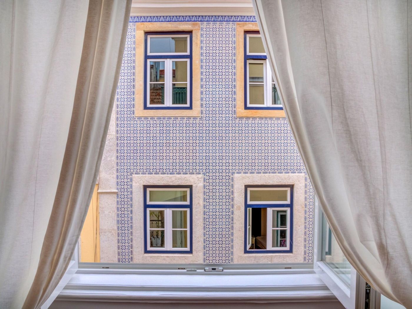 Solar-Dos-Poetas-Room-68