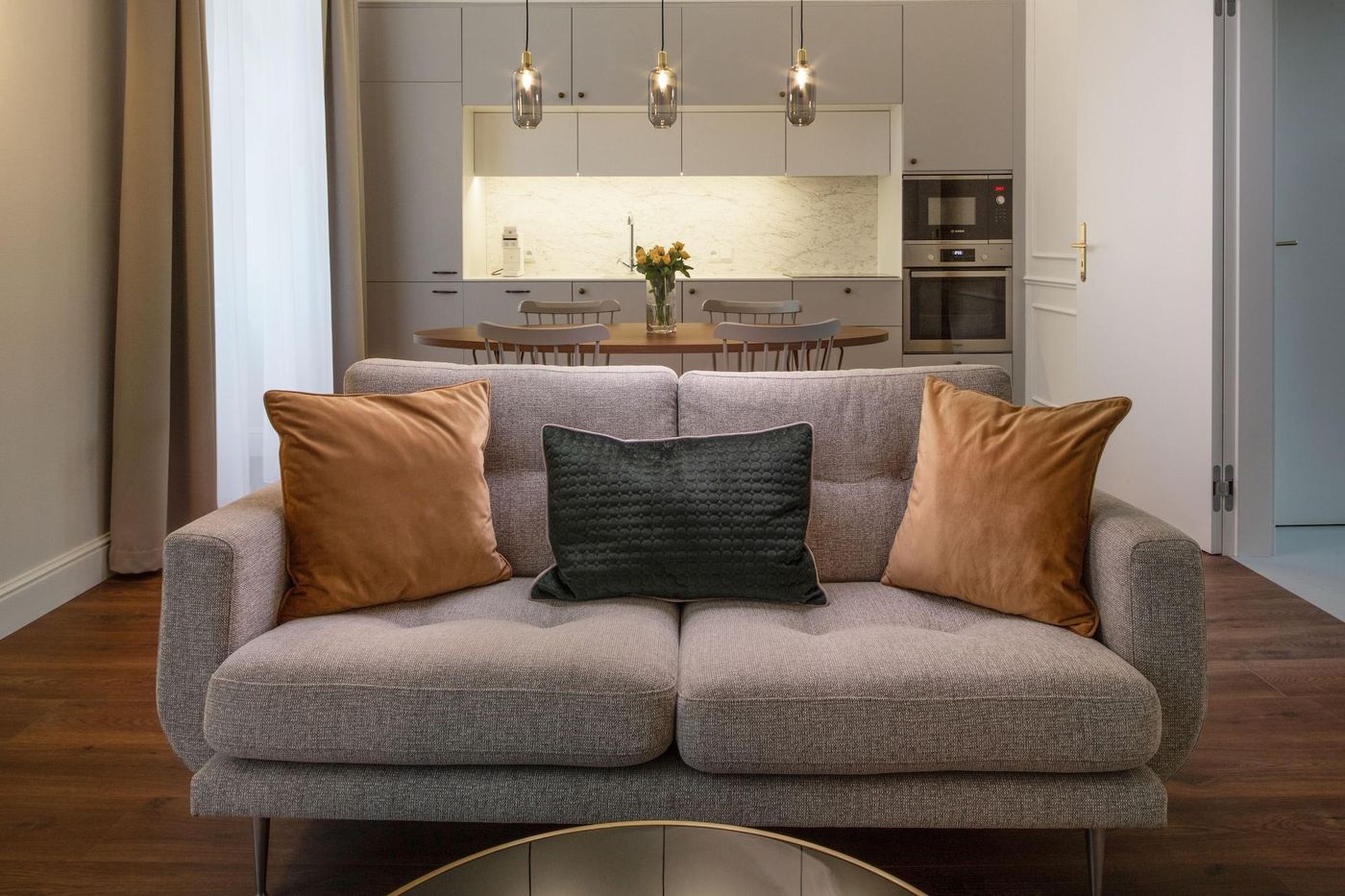 OREA-Place-Seno-Room-6