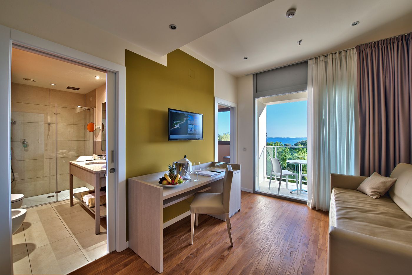 Crvena-Luka-Hotel---Resort-Room-21