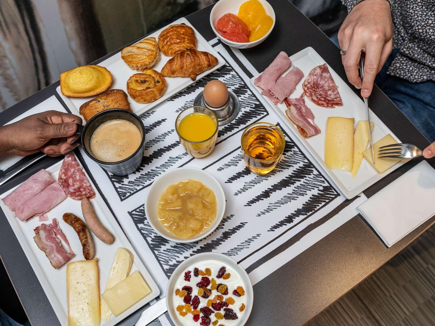 Ibis-Paris-Maine-Montparnasse-14th-Hotel-Restaurant-44