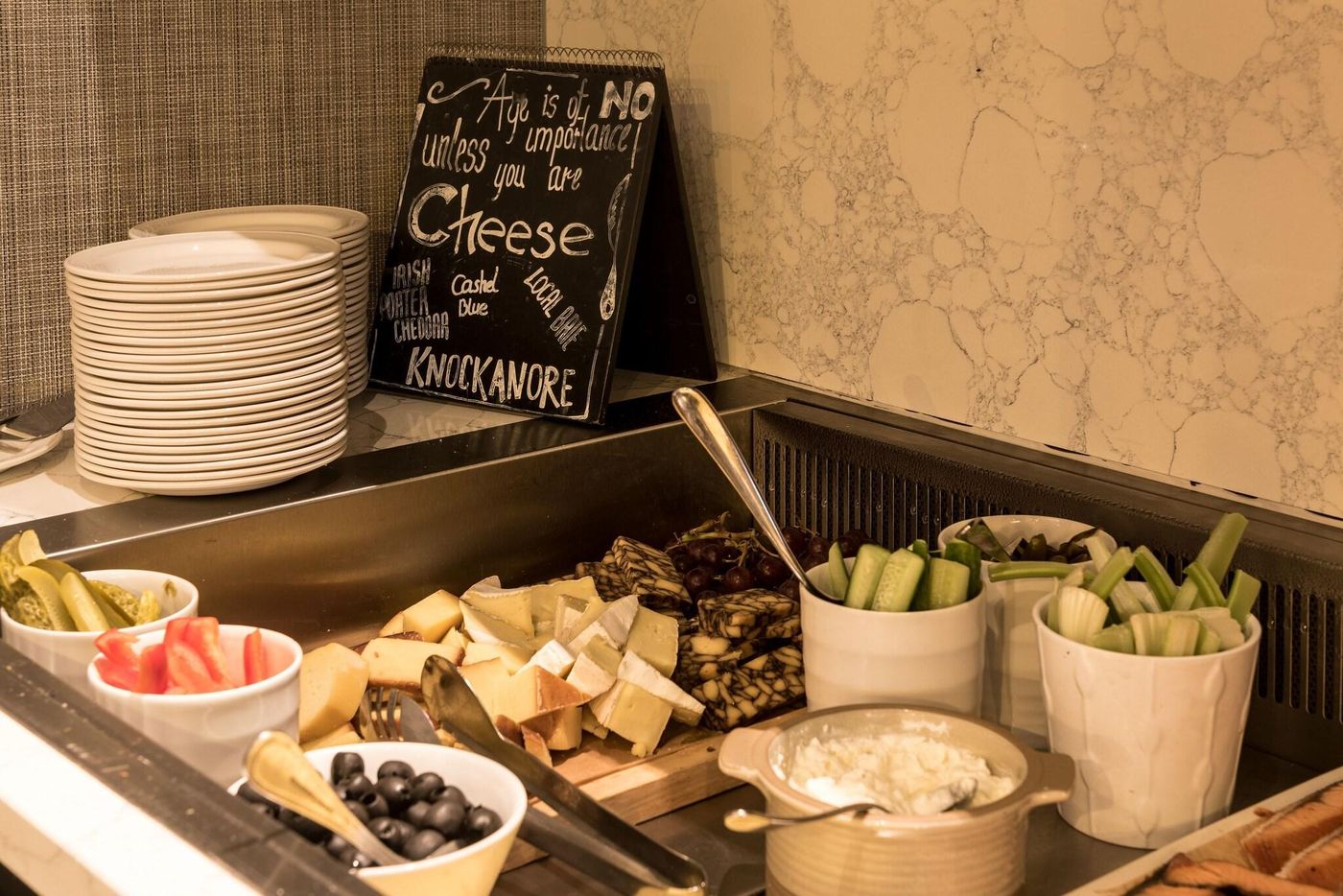 Radisson-Blu-Dublin-Airport-Restaurant-55