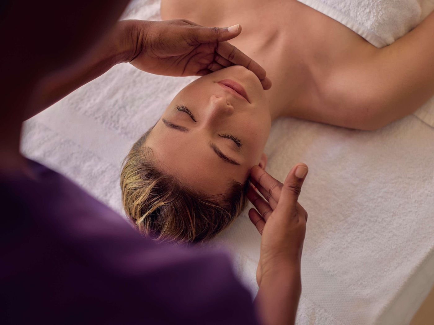 The-Fairmont-Royal-Pavilion-Sports-and-Entertainment-70