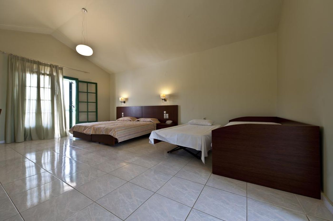 Skiathos-Club-Room-12