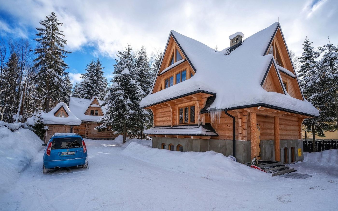 Zakopiana-Poland-ZAKOPANE-General view-4