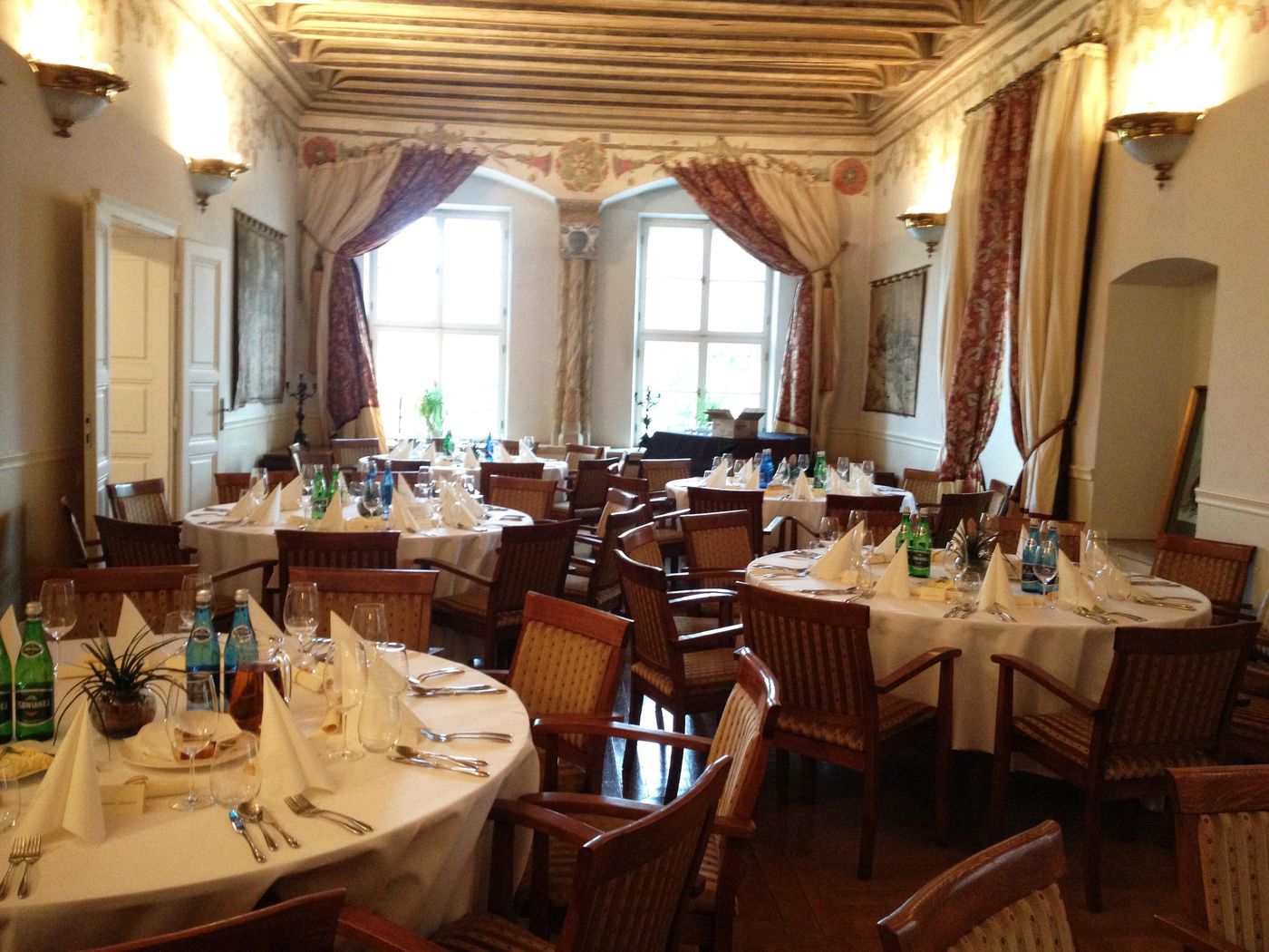 The-Bonerowski-Palace-Conferences-37