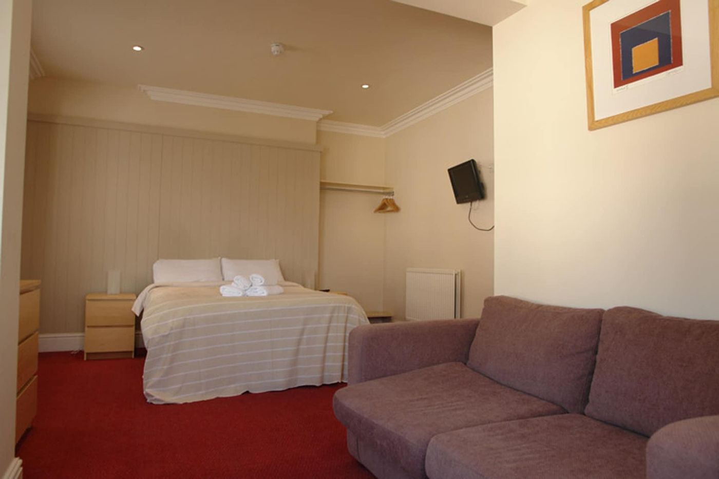 The Moon and Sixpence-United Kingdom-Clevedon-Room-4