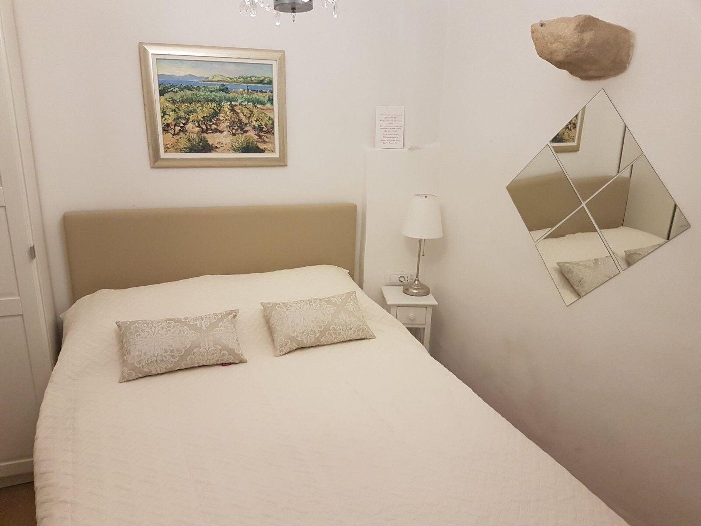 Rilati-Old-Town-Palace-Room-35