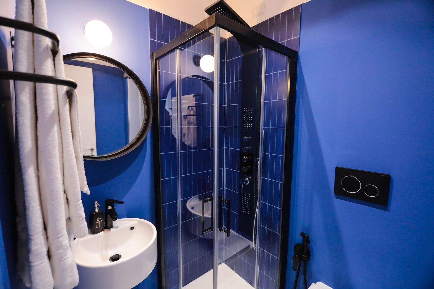 O-Effe--Global-Suites-at-Vatican-Room-28