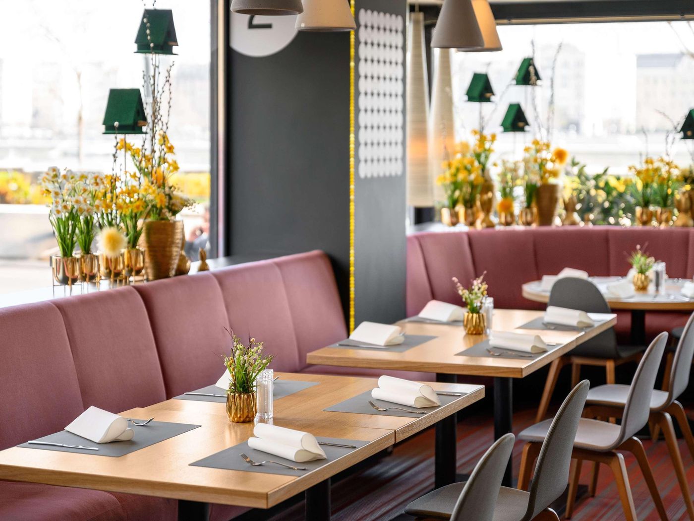 Novotel-Budapest-Danube-Restaurant-19