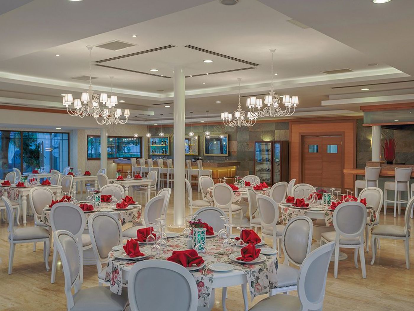 Alva-Donna-World-Palace-Hotel-Restaurant-52