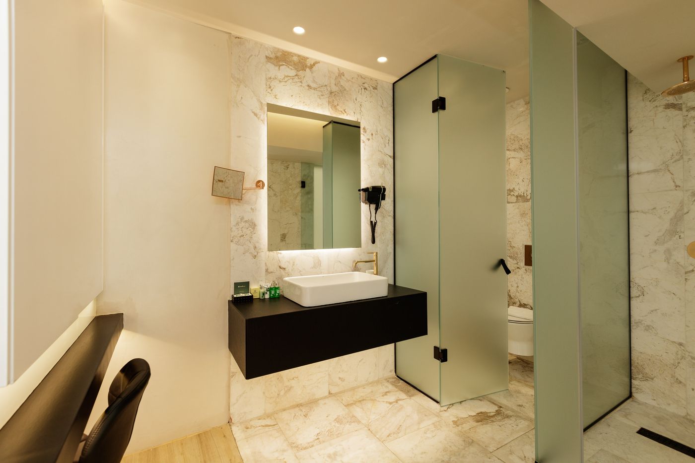 Kahlua Boutique Hotel & Suites