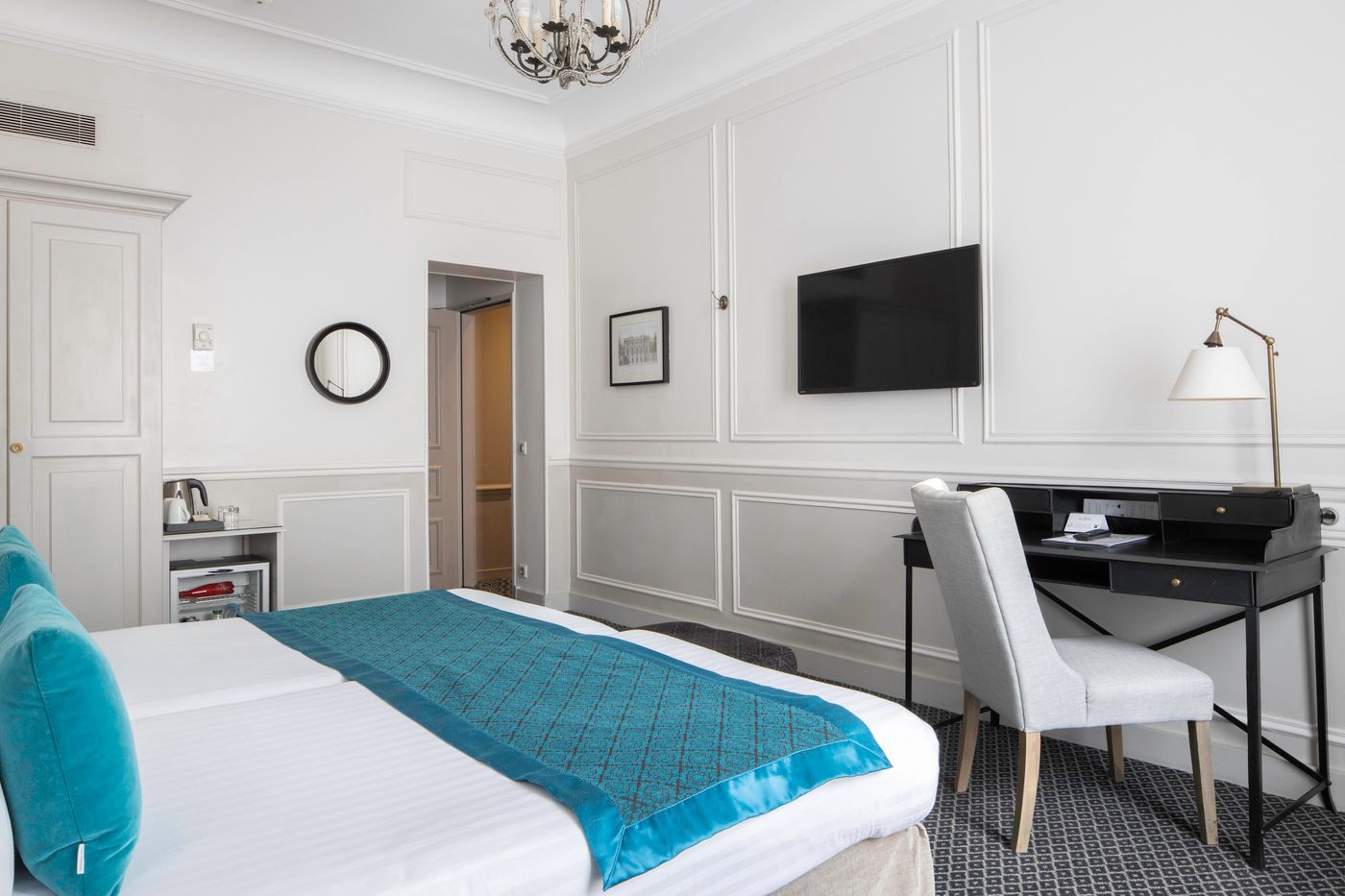 Bradford-Elysees-Astotel-Room-21