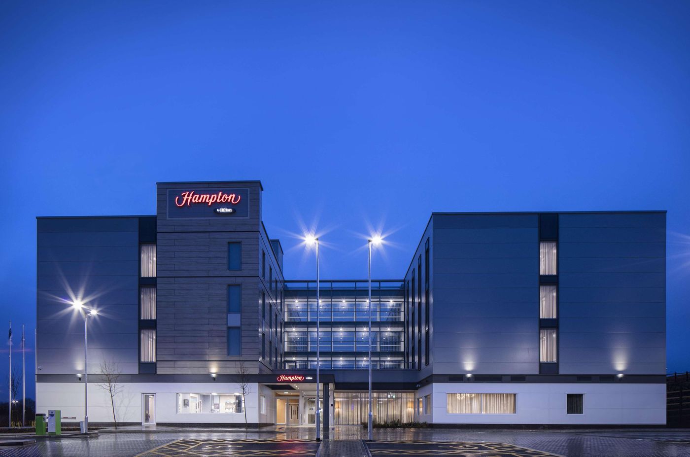 Hampton by Hilton Bristol Airport-United Kingdom-BRISTOL-General view-1