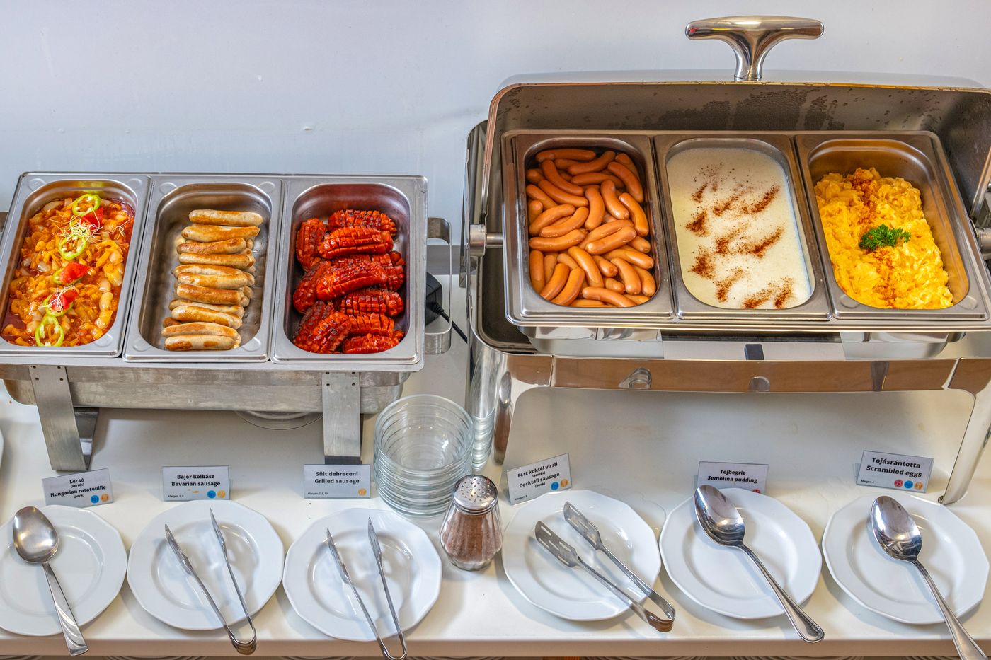 Corvin-Hotel-Budapest-Sissi-wing-Restaurant-31