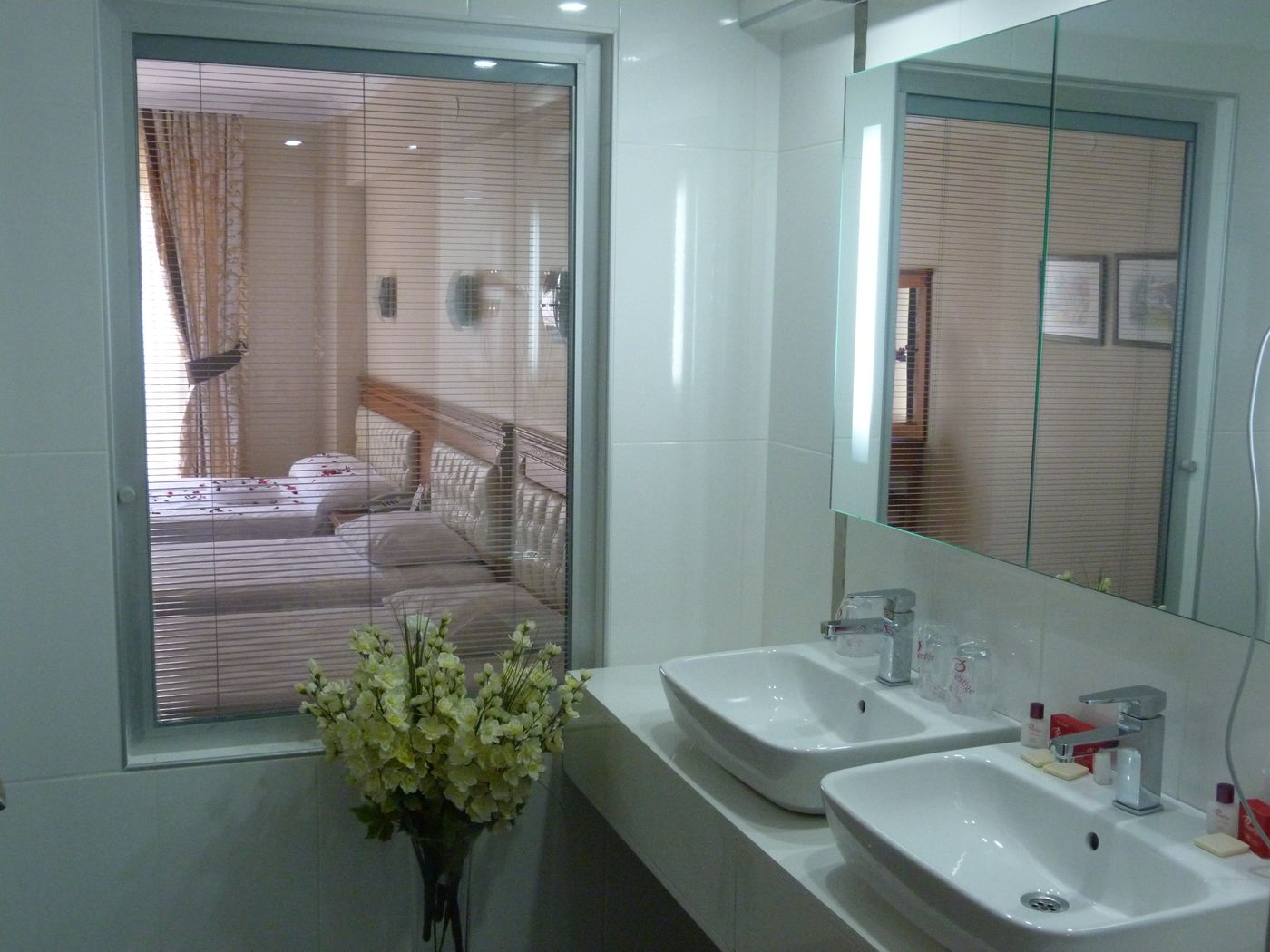 Prestige-Hotel-Old-City-Room-56