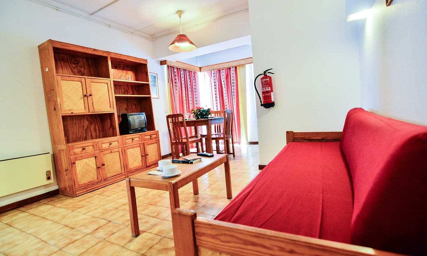 Clube-Praia-da-Rocha-Room-7