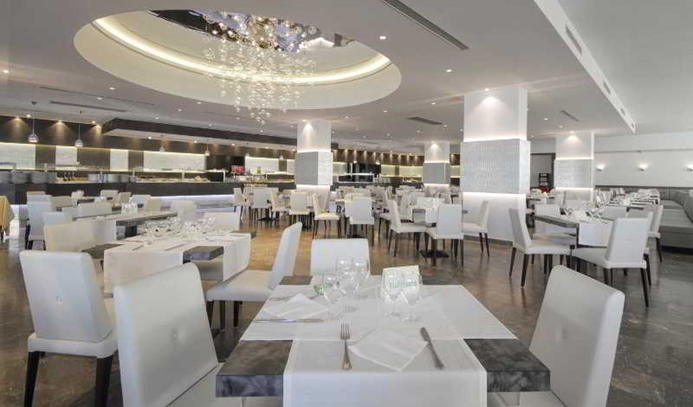 Hotel-Santa-Lucia-Le-Sabbie-d-Oro-Restaurant-27
