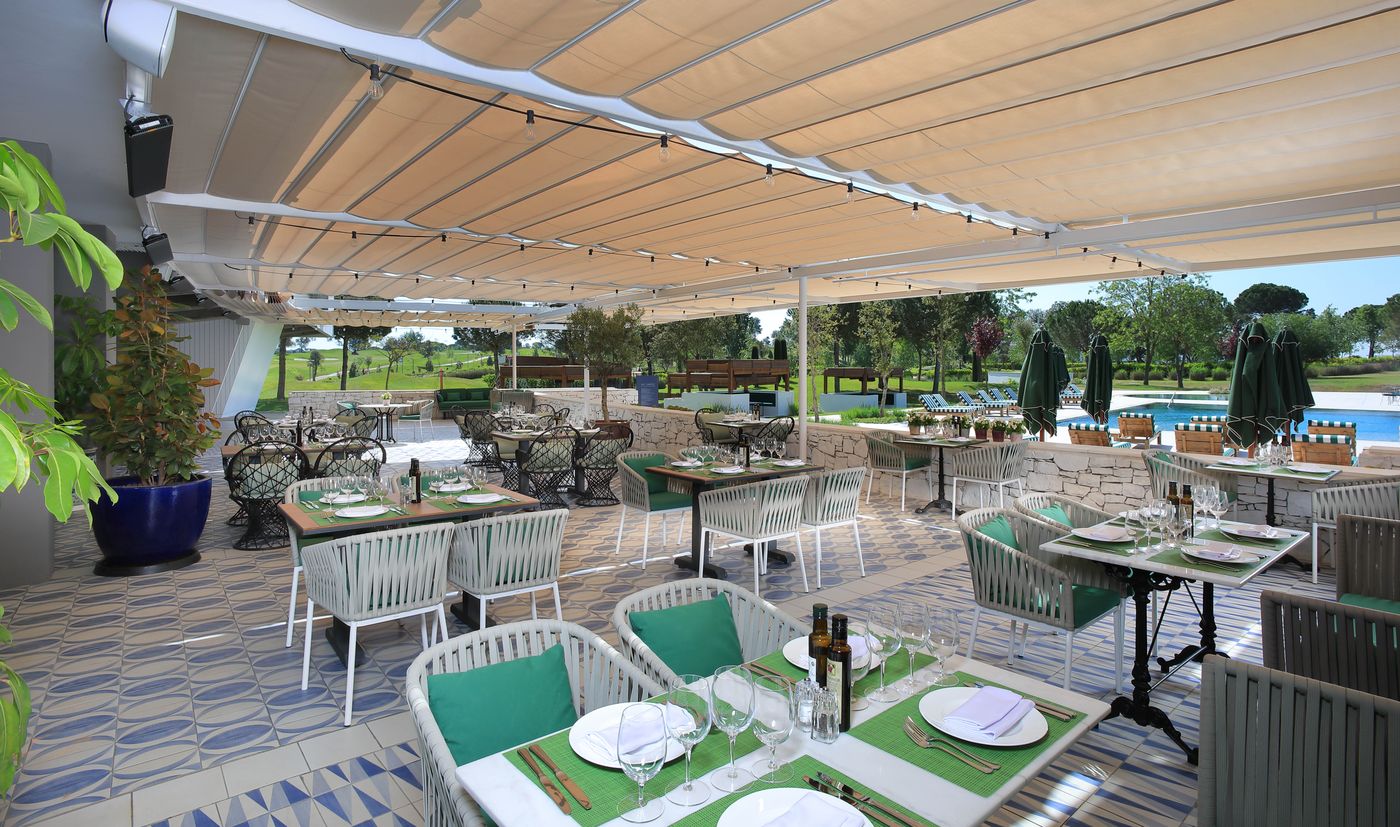 Hotel-Camiral-Terrace-39