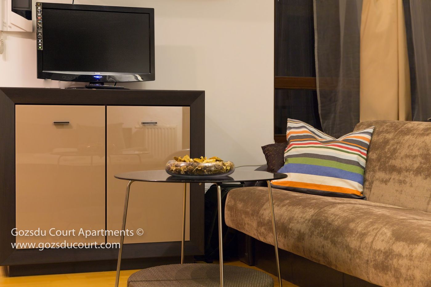 Gozsdu-Court-Room-24