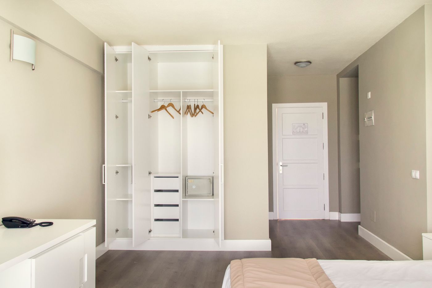 Apartamentos-LIVVO-Morromar-Room-28