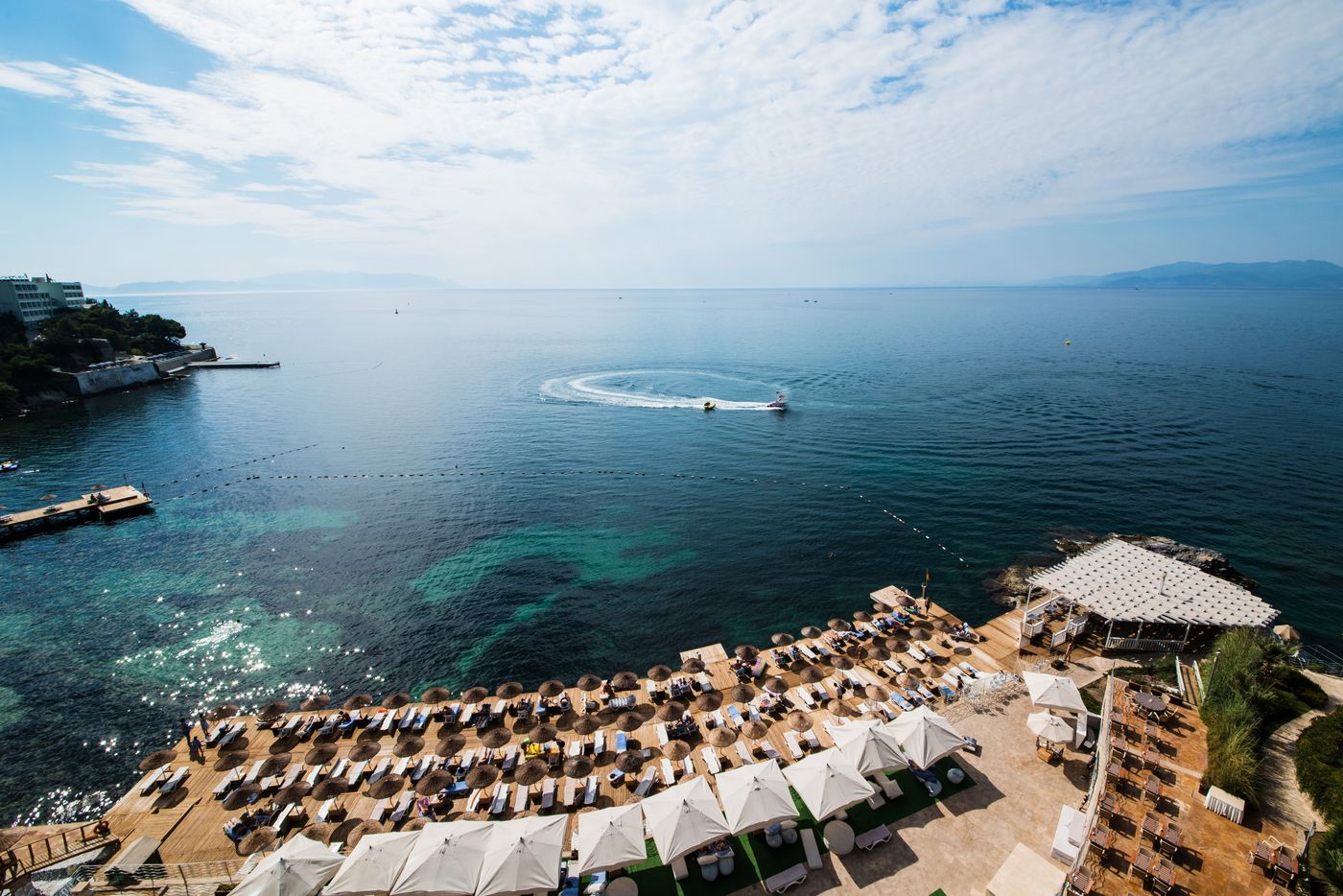 Charisma-De-luxe-Terrace-51