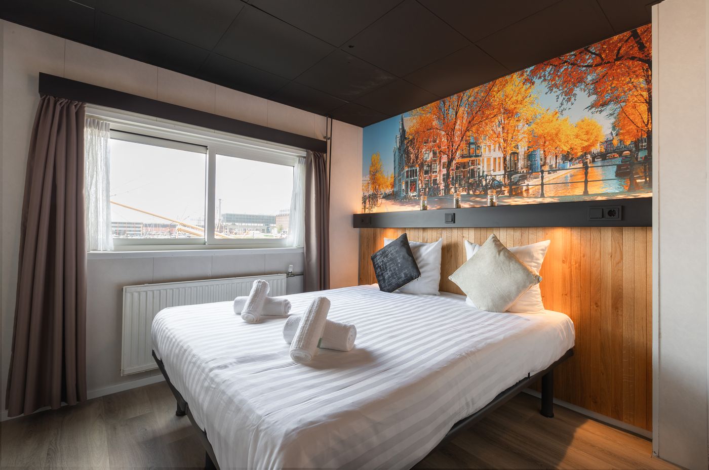 Botel-Room-29