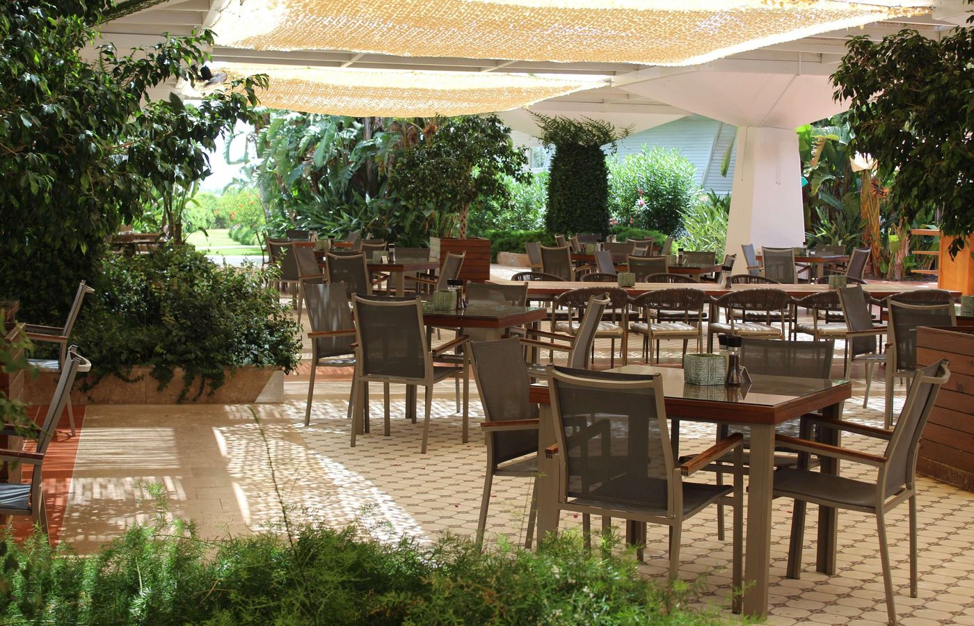 Hilton-Dalaman-Sarigerme-Resort---Spa-Restaurant-57