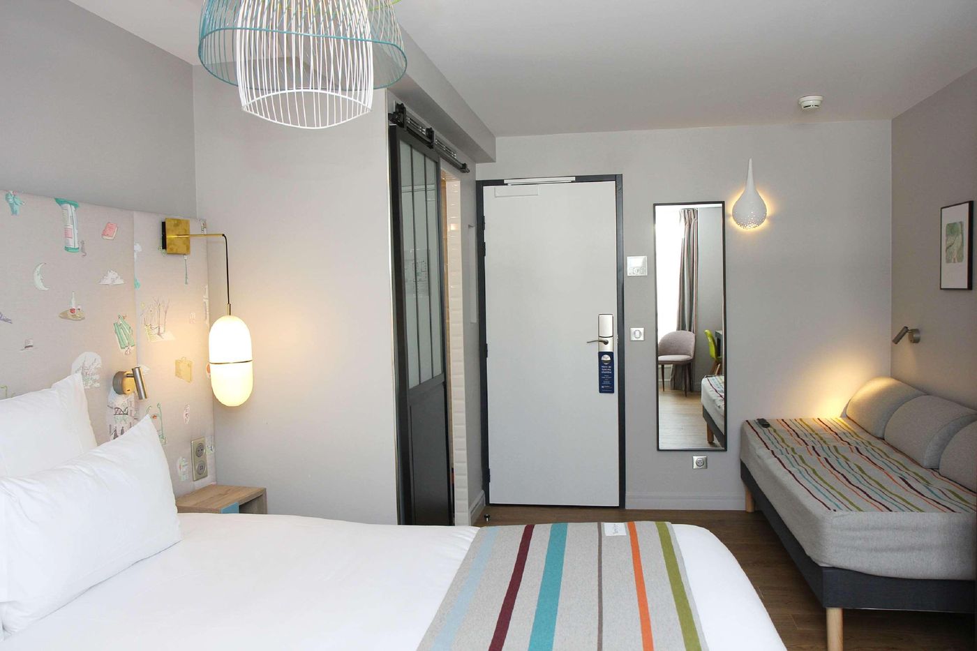 Hotel-Litteraire-Marcel-Ayme--BW-Premier-Collectio-General-view-25