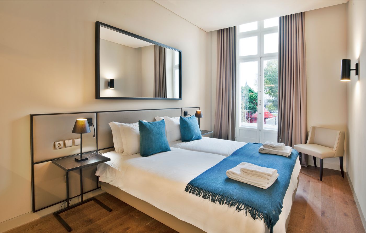 Lisbon-Five-Stars-Apartments-8-Building-Room-17
