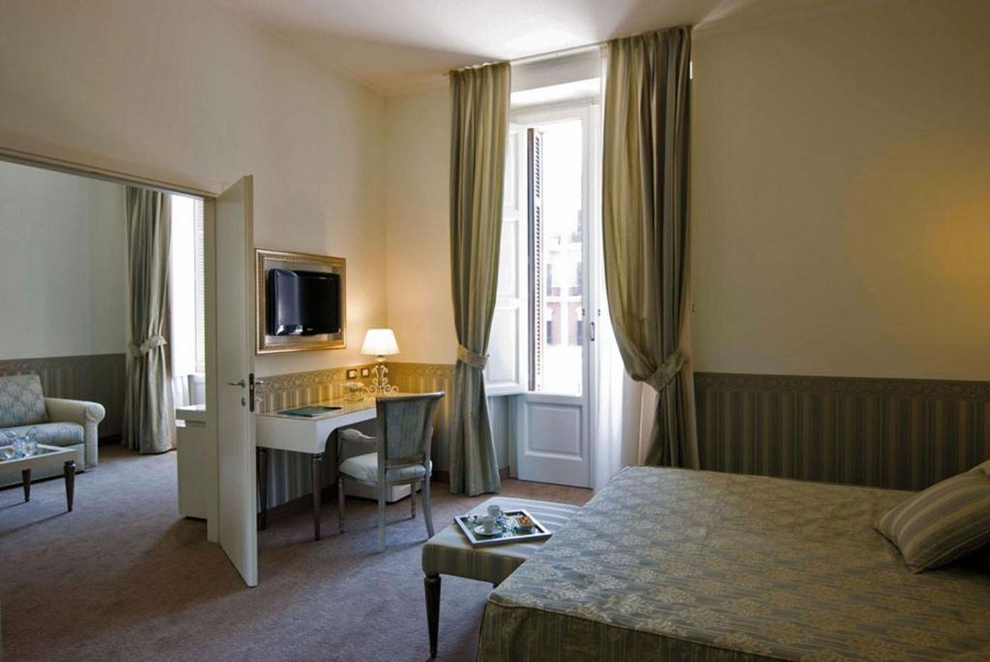 JR Hotels Oriente Bari-Italy-BARI-Room-9