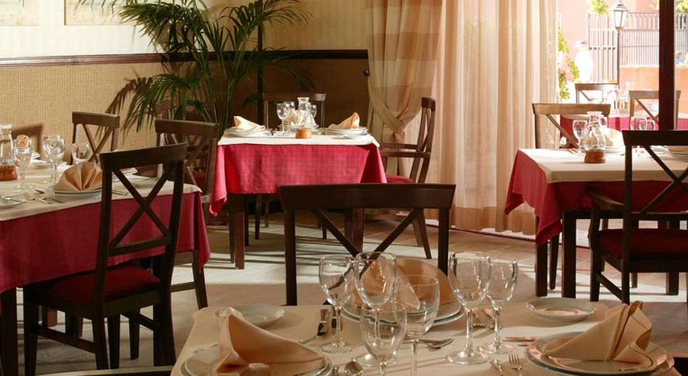 Aparthotel-Ilunion-Miramar-Restaurant-42