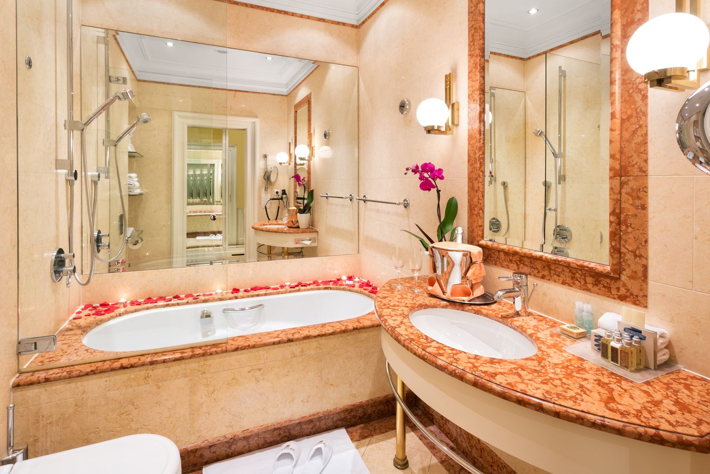 Le-Palais-Art-Hotel-Prague-Room-38