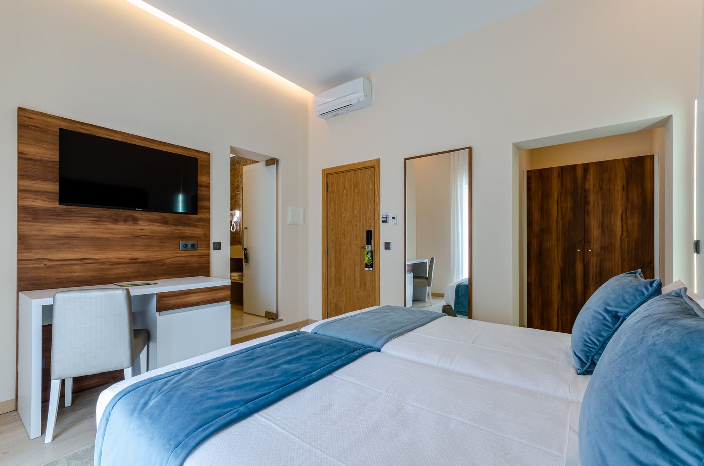 Hotel-Avenida-Park-Room-19