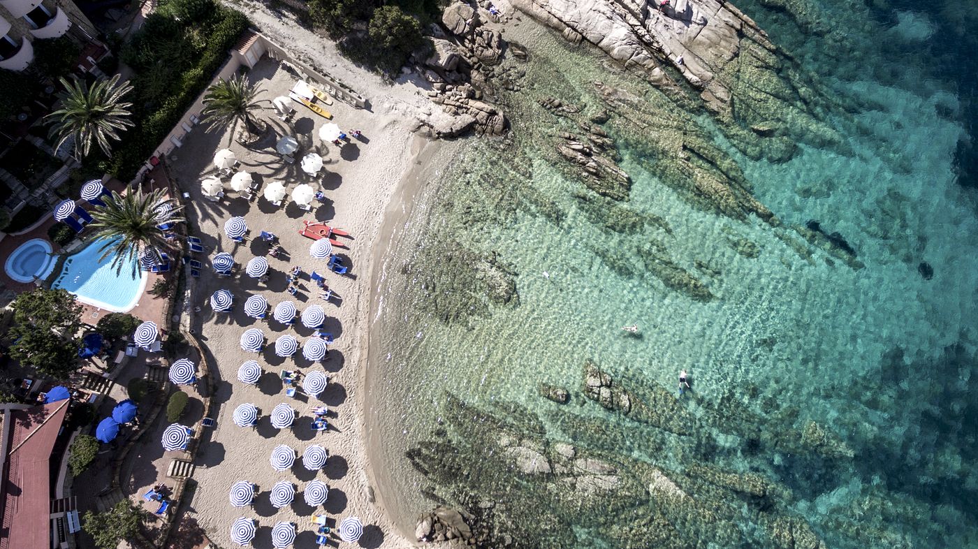 Grand-Hotel-Smeraldo-Beach-Beach-19