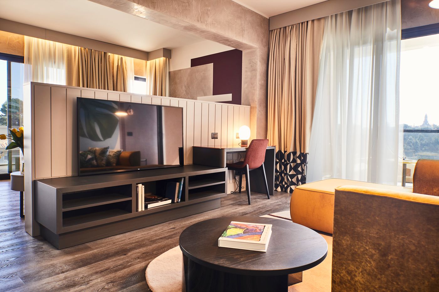 Villa-Pamphili-Room-12