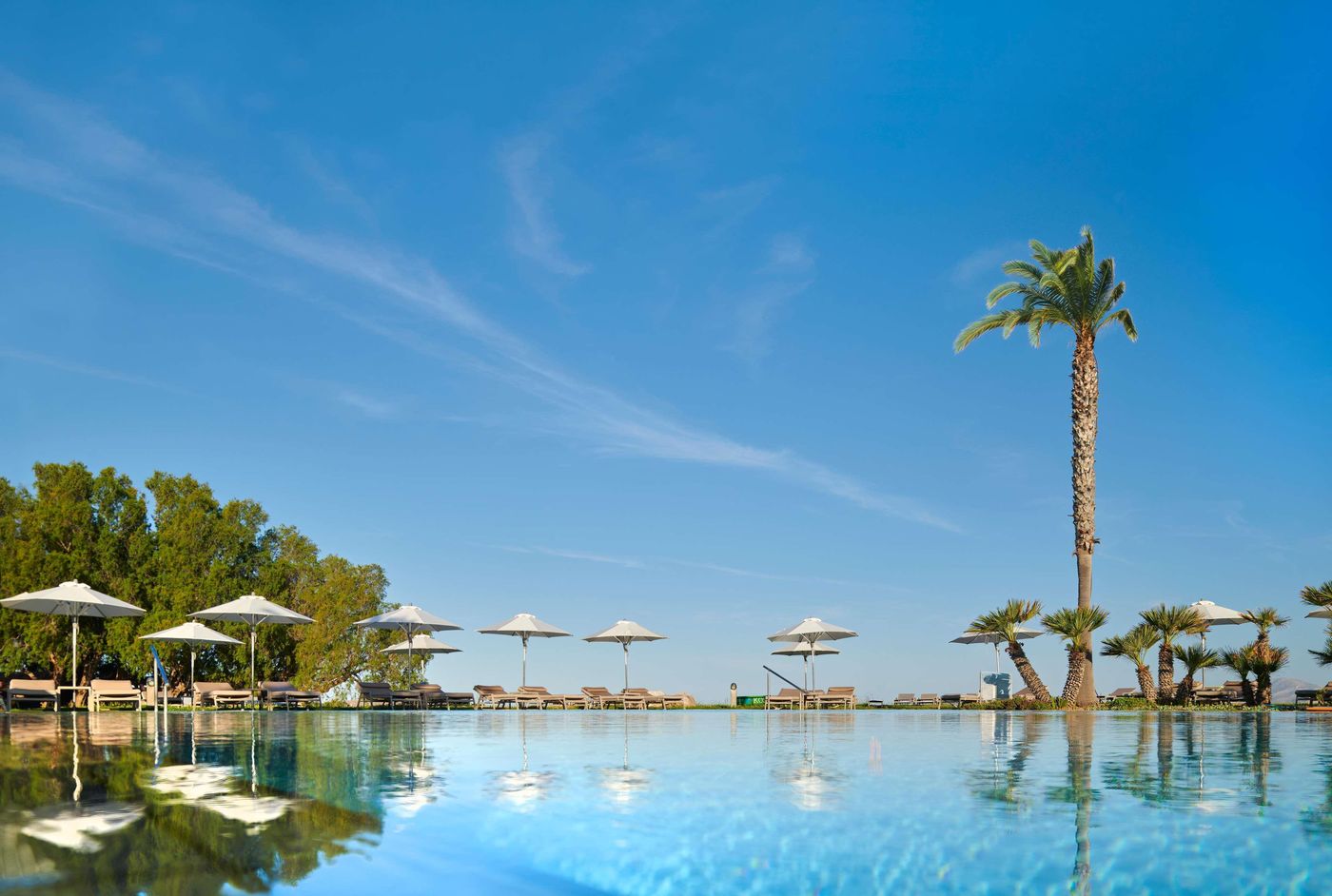 Neptune-Hotels---Resort--Convention-Centre---Spa-Pool-6