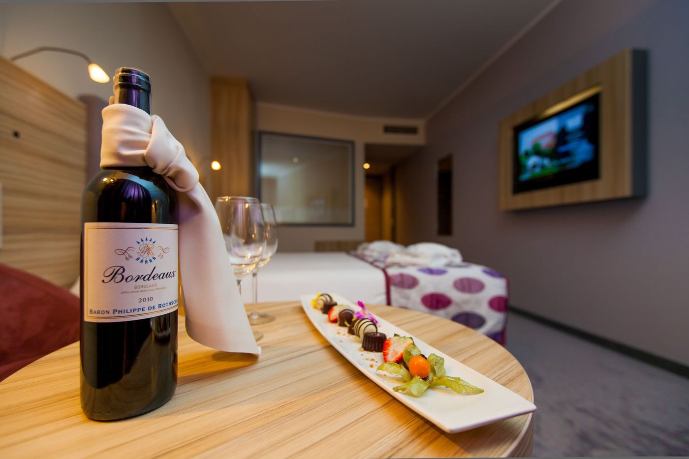 Galaxy-Hotel-Room-34