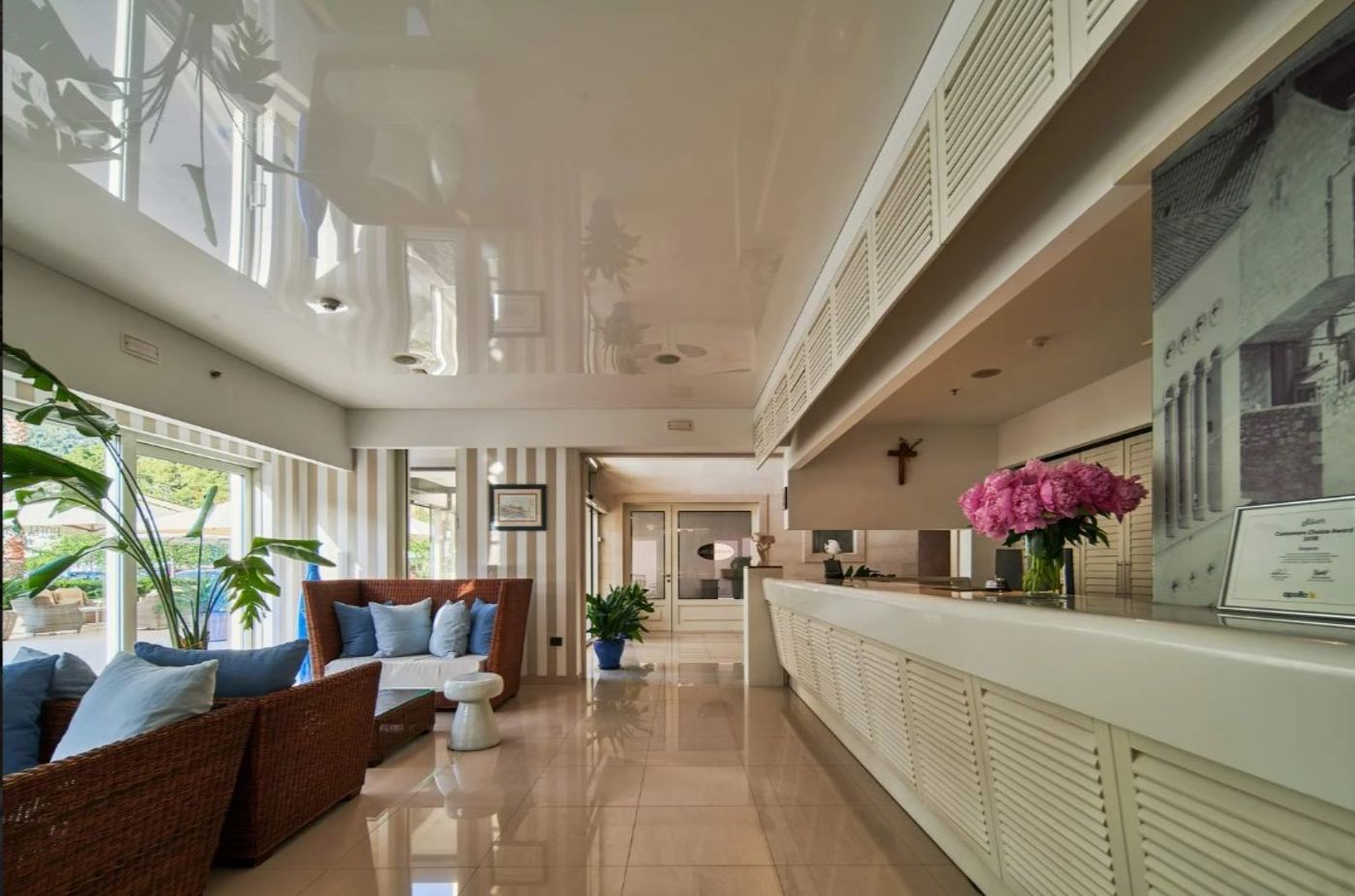 Hotel-Osejava-Lobby-28