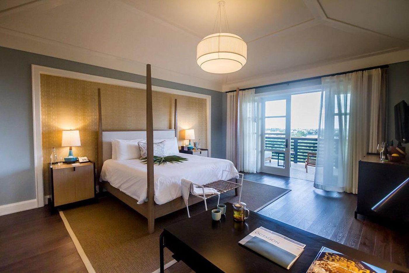 The-Island-House-Room-18