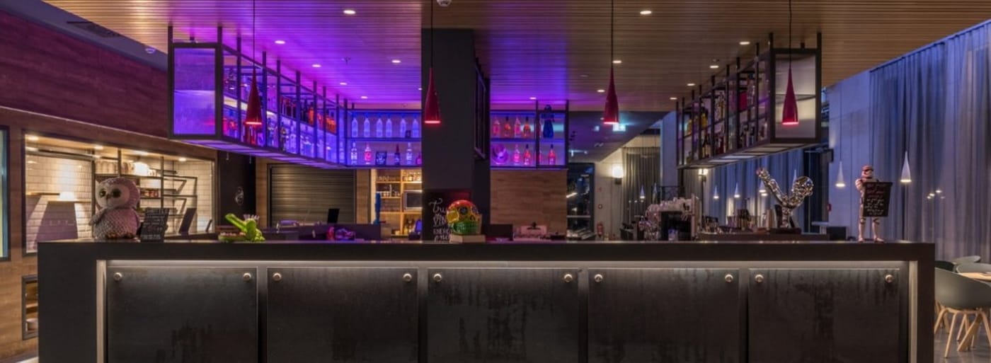 Moxy Glasgow Merchant City-United Kingdom-Glasgow-Lobby-6