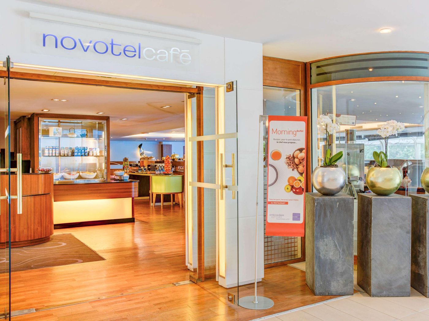 Novotel-Paris-Tour-Eiffel-Restaurant-5