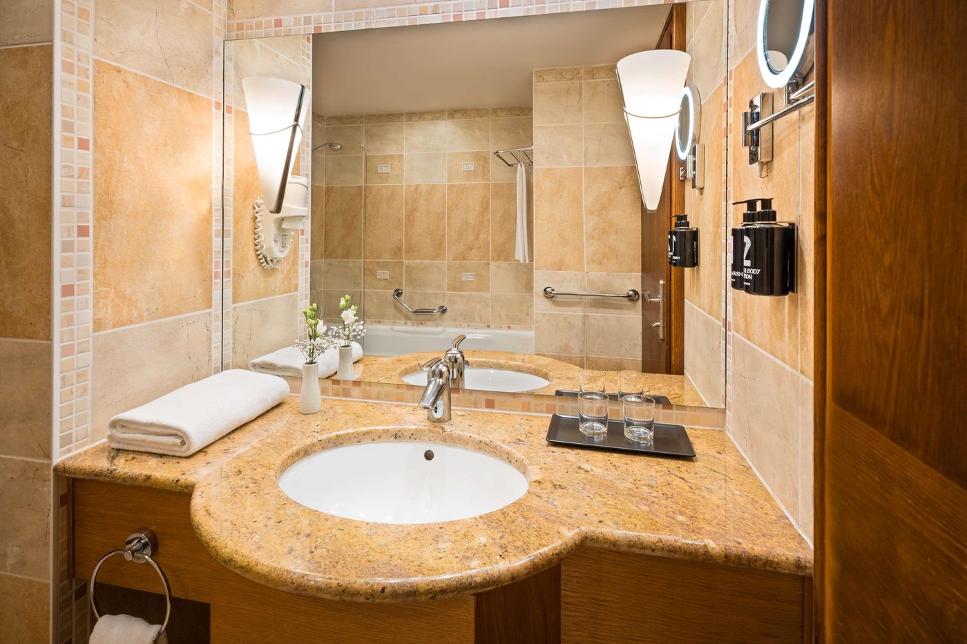 Lindner-Hotel-Prague-Castle--part-of-JdV-by-Hyatt-Room-43