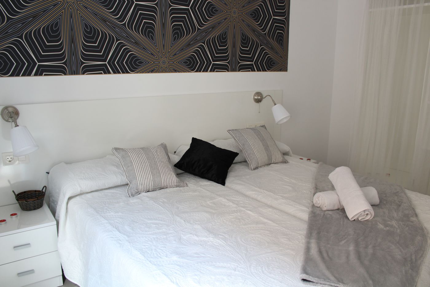 Nest Flats Granada-Spain-GRANADA-Room-8