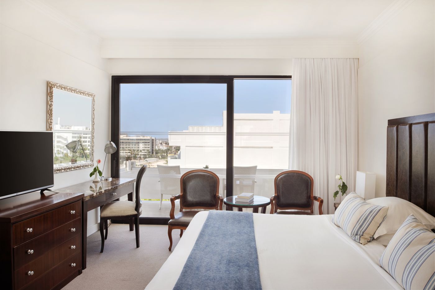 Grecian-Bay-Hotel-Room-19