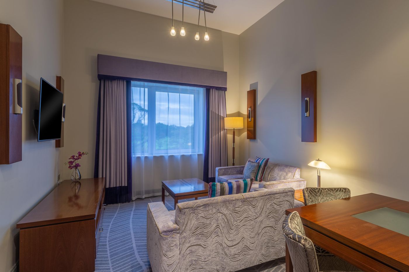 Crowne-Plaza-Dublin-Airport-Room-37