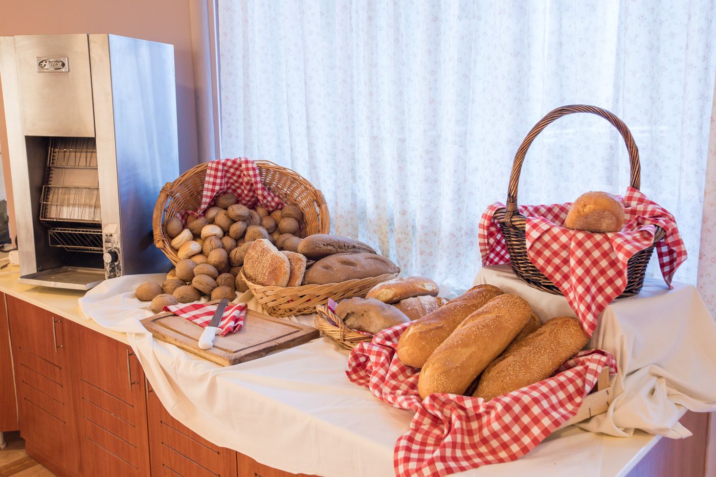 Sovereign-Beach-Hotel-Restaurant-58