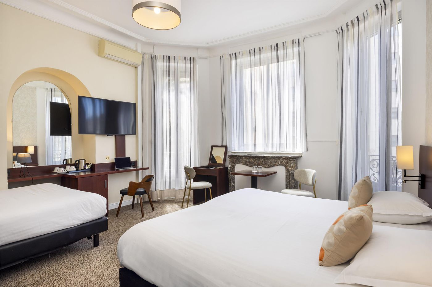 Best-Western-Plus-Hotel-Brice-Garden-Room-30