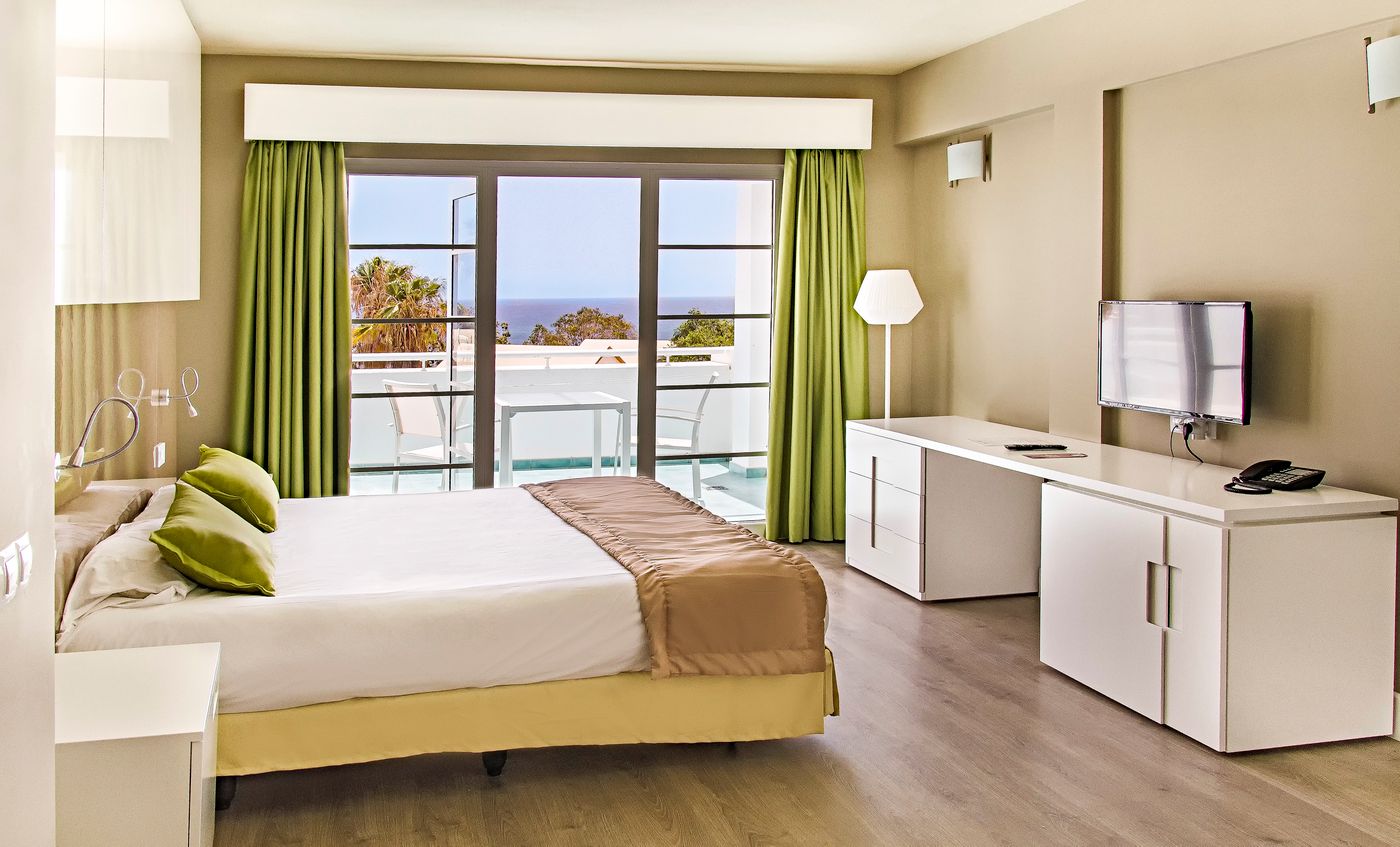 Apartamentos-LIVVO-Morromar-Room-20