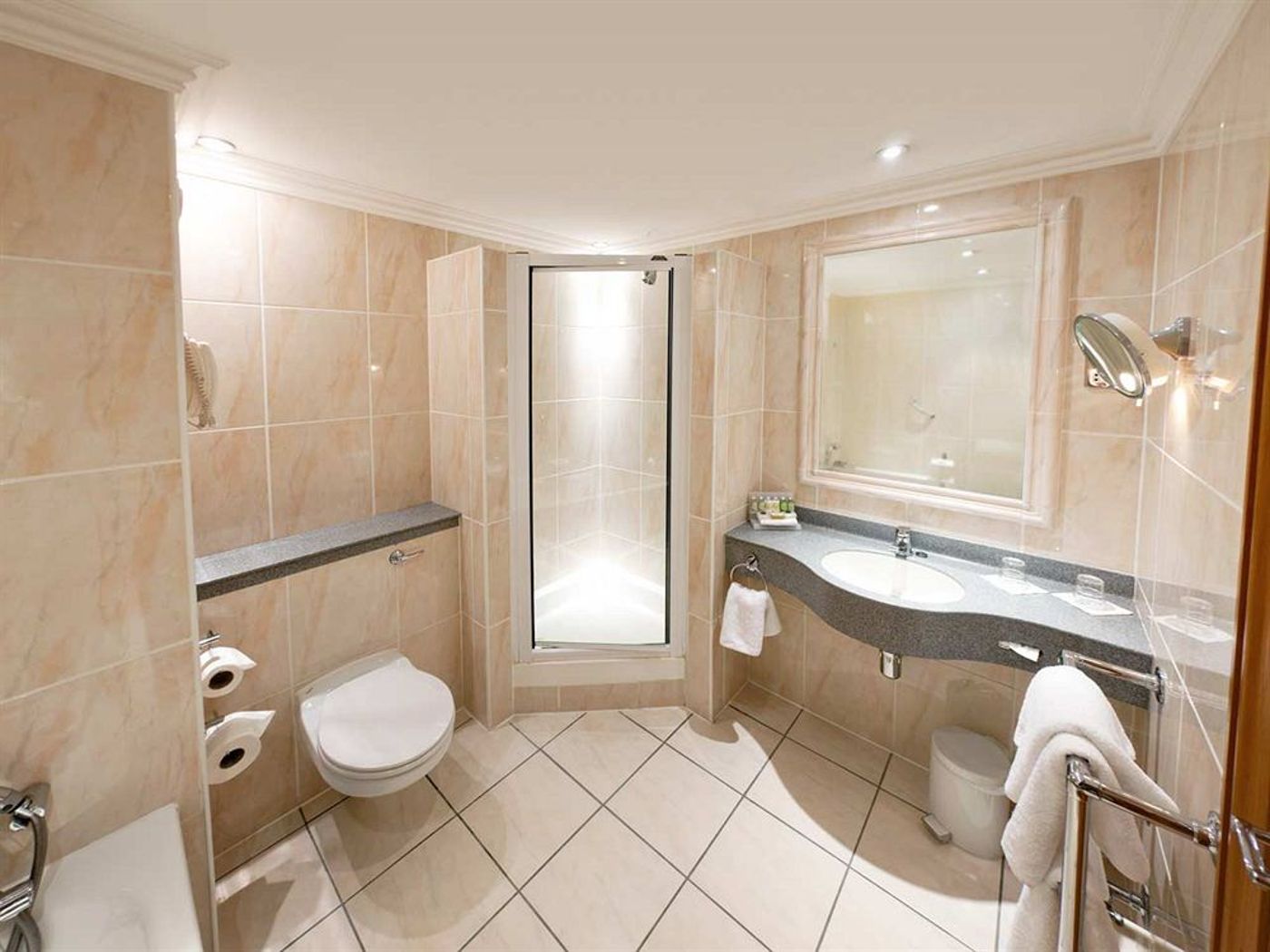 Riu-Plaza-The-Gresham-Dublin-Room-47